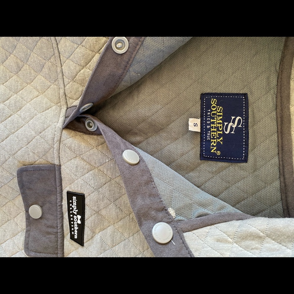 Simply Southern pullover - Picture 3 of 3